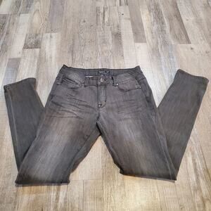 Denim 4 us size 9 juniors skinny jeans